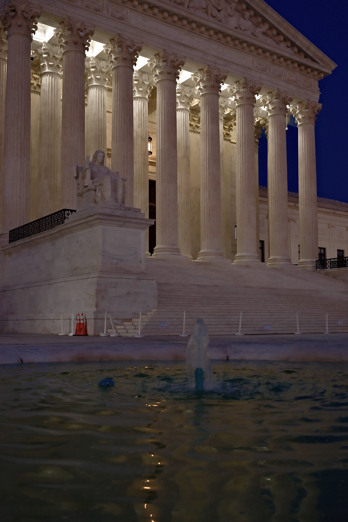 The Supreme Court lit at night