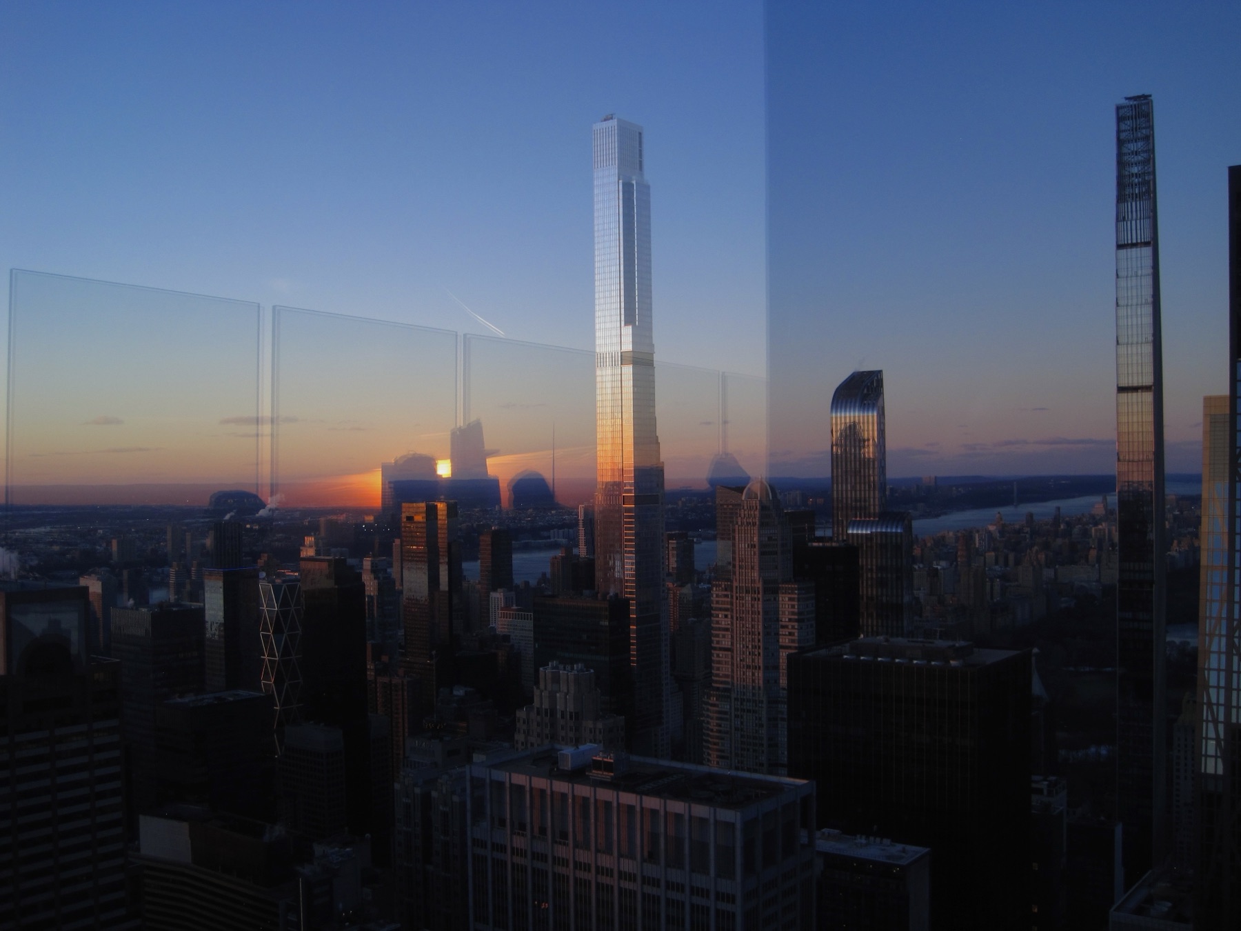 Winter dusk over Manhattan — Three Minutes over Manhattan